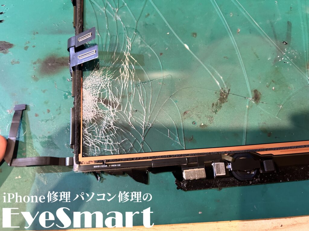 iPad 7 壊れた画面を取り外したところ