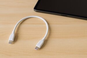 短すぎる充電ケーブル