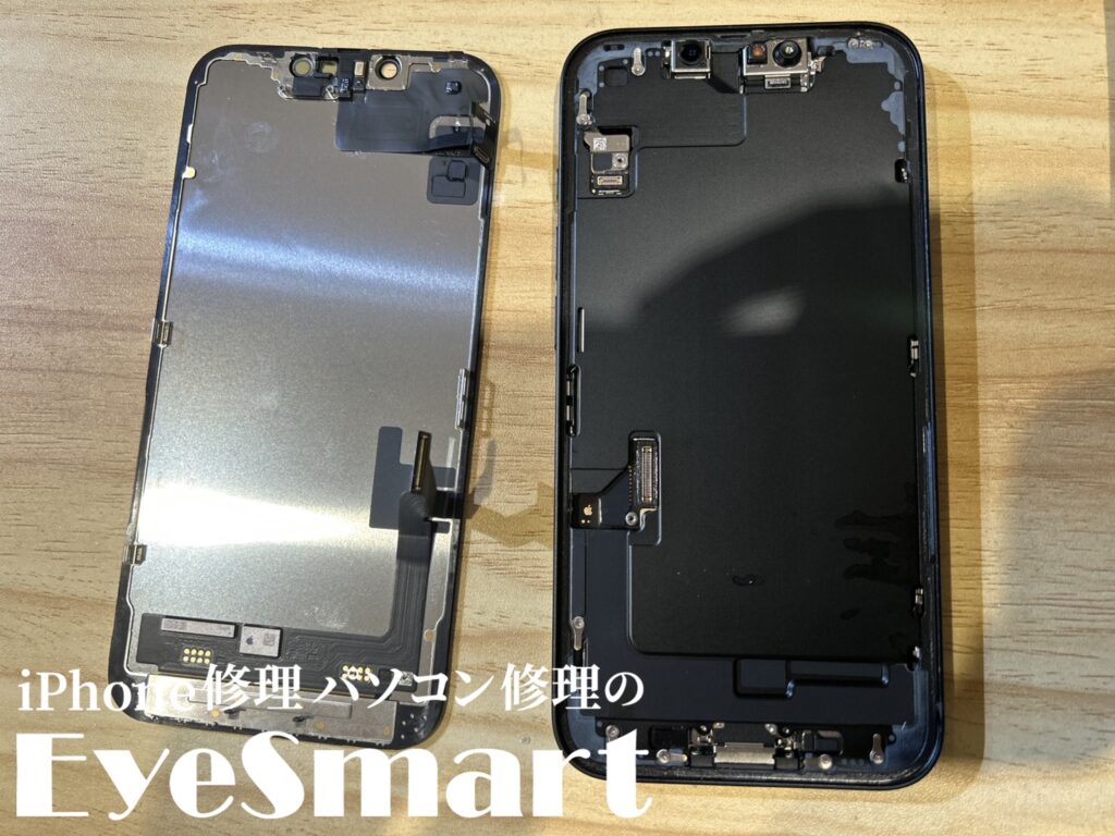 iPhone 16e 画面を取り外した状態